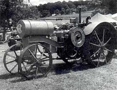 The Titan Tractor and Power Unit Image